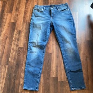 Lucky brand jeans Size 10 (short)